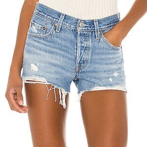 Levi’s Premium 501 Button Fly Destroyed Shorts (Luxorlight) - 31